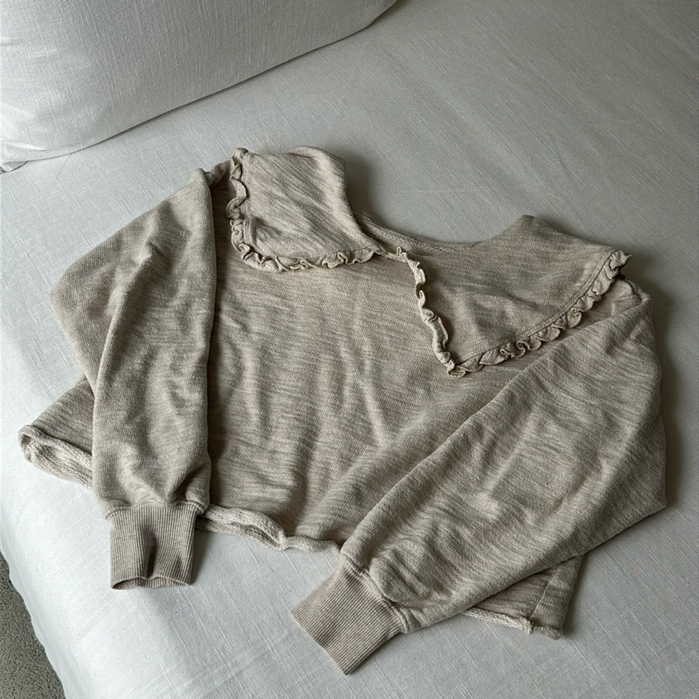 Collared crop top // Universal Threads